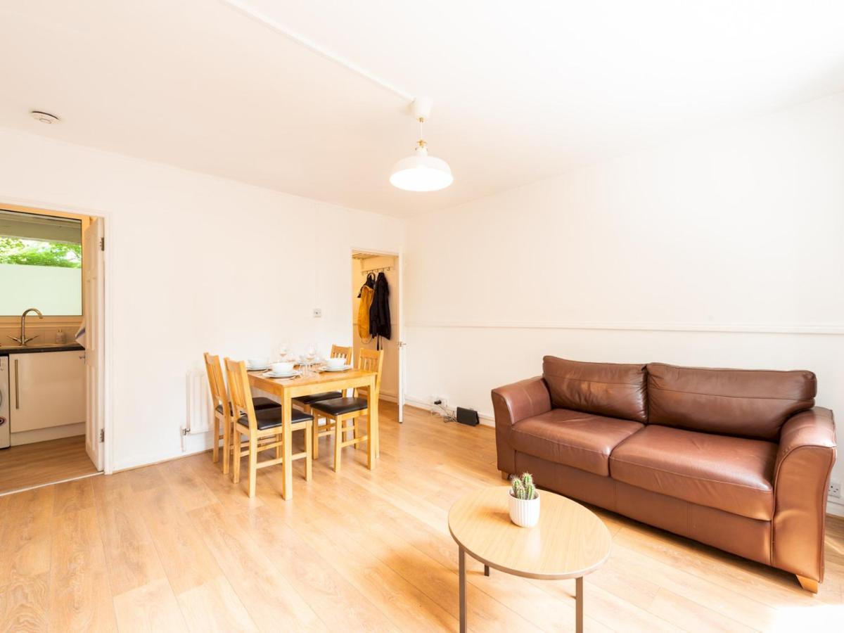Sootheus - Cosy Surrey Quays Apartment London Exteriör bild