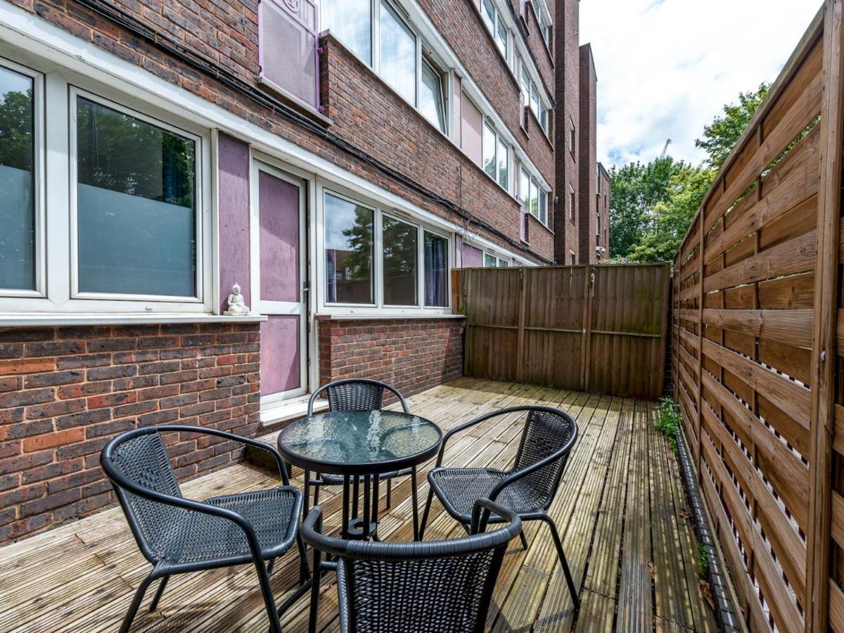 Sootheus - Cosy Surrey Quays Apartment London Exteriör bild