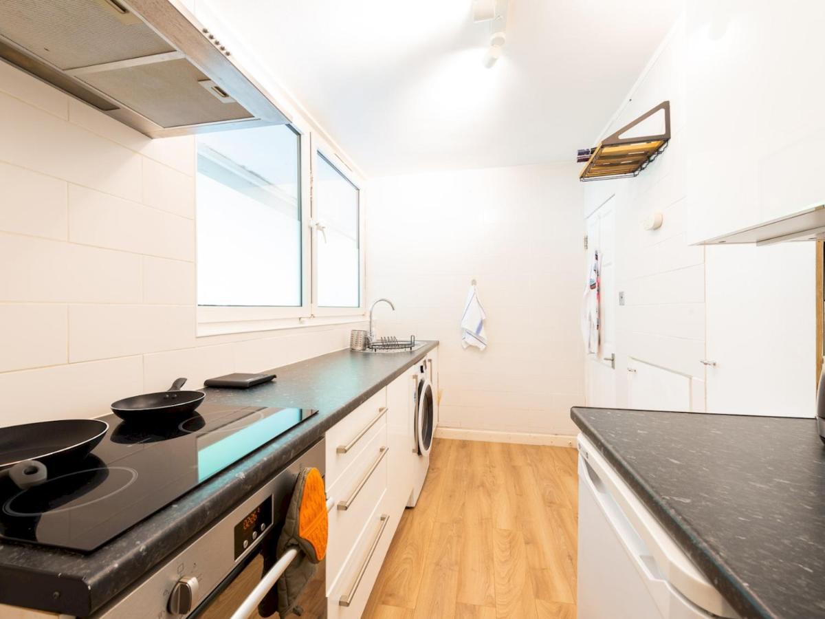 Sootheus - Cosy Surrey Quays Apartment London Exteriör bild