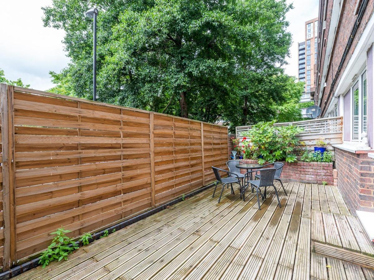 Sootheus - Cosy Surrey Quays Apartment London Exteriör bild