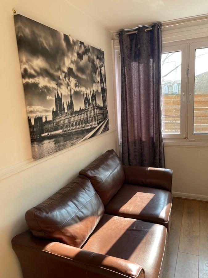Sootheus - Cosy Surrey Quays Apartment London Exteriör bild